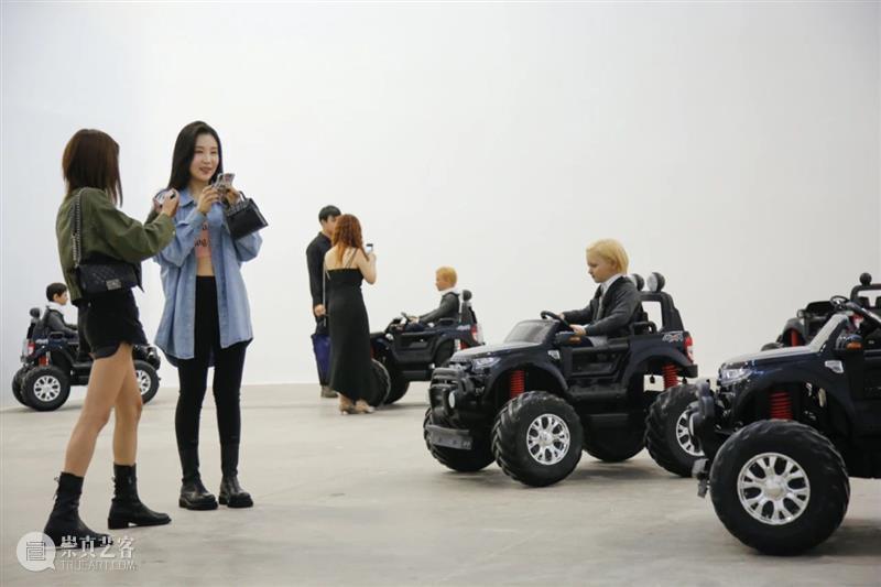 展览现场|黎薇个展:童话 博文精选 当代唐人艺术中心 黎薇 童话 个展 现场 Lí Tale 当代唐人艺术中心 北京 空间 艺术家 崇真艺客